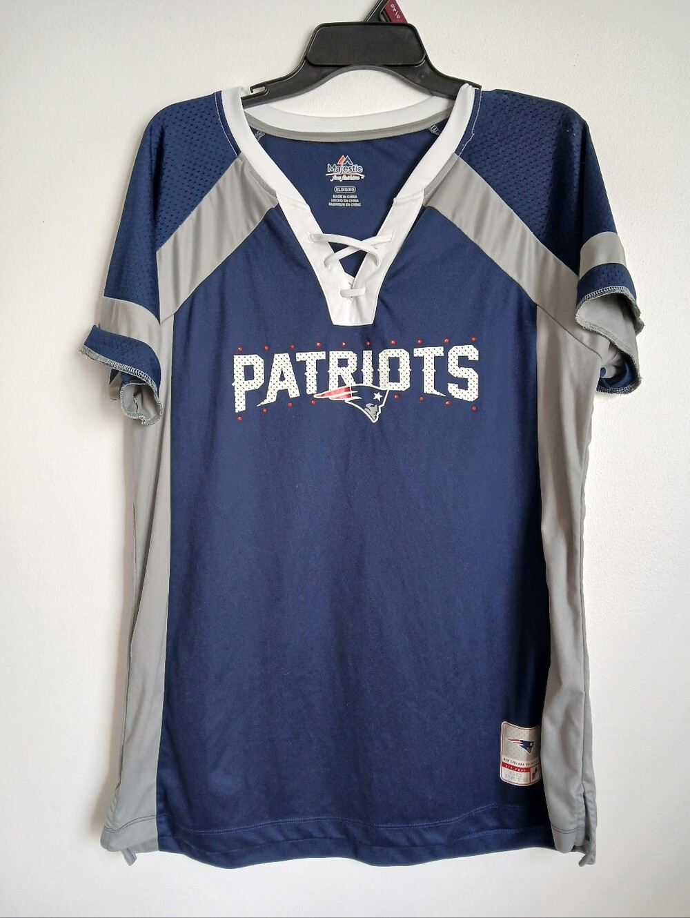 Majestic Women's Patriots Shirt Size XL